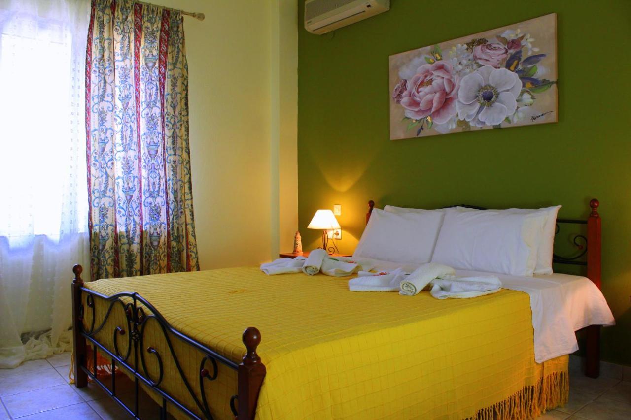 Tzaneria Apartments Skiathos Kanapitsa  Buitenkant foto